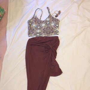 Patterned crop tank open back